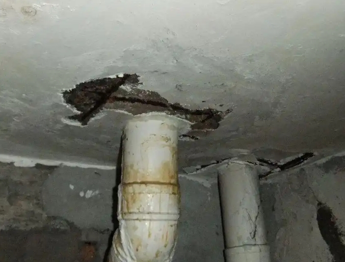 安龙卫生间漏水维修公司浅析安龙卫生间渗水维修的方法